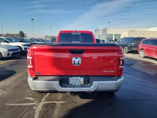 2024 RAM 3500 Tradesman Regular Cab 4x4 8' Box