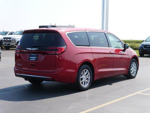 2026 Chrysler Pacifica L
