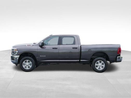 Granite Crystal Metallic Clearcoat 2025 RAM 2500 Big Horn Crew Cab 4x4 6'4' Box