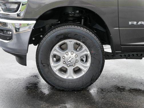 Granite Crystal Metallic Clearcoat 2025 RAM 2500 Big Horn Crew Cab 4x4 6'4' Box
