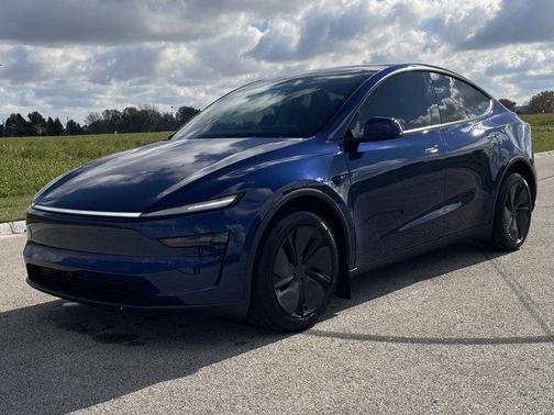 2026 Tesla Model Y Long Range Dual Motor All-Wheel Drive