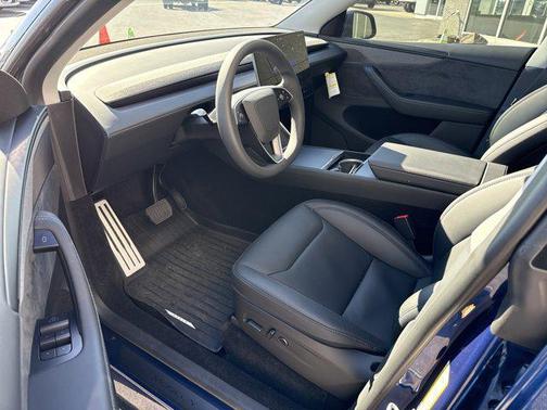 2026 Tesla Model Y Long Range Dual Motor All-Wheel Drive