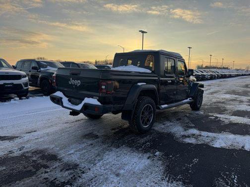 2020 Jeep Gladiator Overland