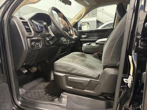 2019 RAM 3500 Tradesman Crew Cab 4x4 8' Box