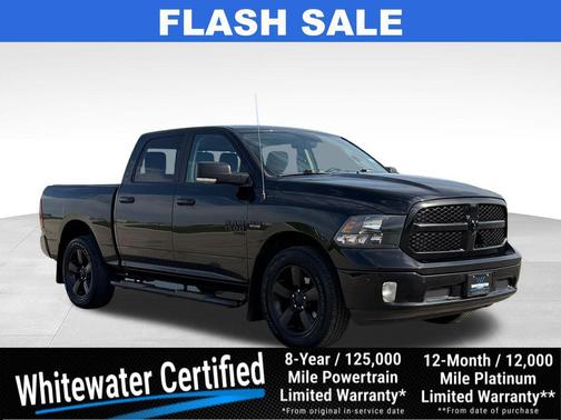 Diamond Black Crystal Pearlcoat 2019 RAM 1500 Big Horn