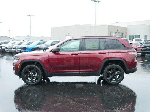 2025 Jeep Grand Cherokee Altitude