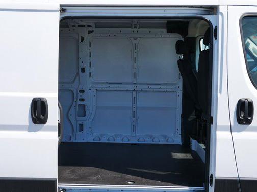2025 RAM ProMaster 1500 Low Roof