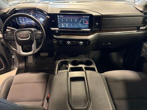 Sterling Metallic 2024 GMC Sierra 2500 SLE