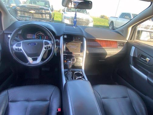 Tuxedo Black Metallic 2013 Ford Edge Limited