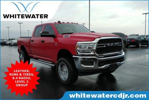 2022 RAM 2500 Tradesman Crew Cab 4x4 6'4' Box