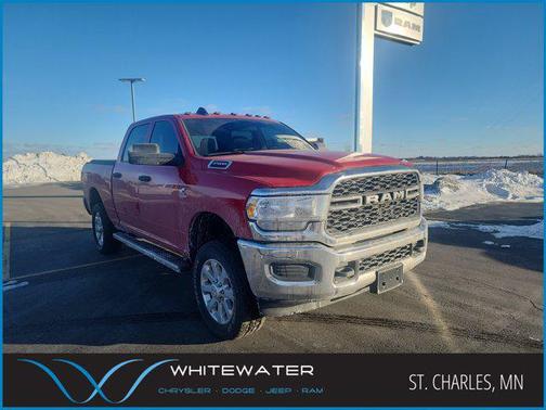 2022 RAM 2500 Tradesman Crew Cab 4x4 6'4' Box