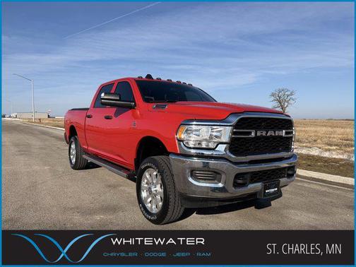 2022 RAM 2500 Tradesman Crew Cab 4x4 6'4' Box