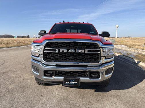2022 RAM 2500 Tradesman Crew Cab 4x4 6'4' Box
