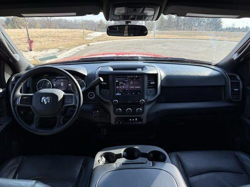 2022 RAM 2500 Tradesman Crew Cab 4x4 6'4' Box