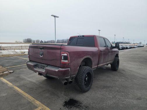 2023 RAM 2500 Laramie Crew Cab 4x4 6'4' Box