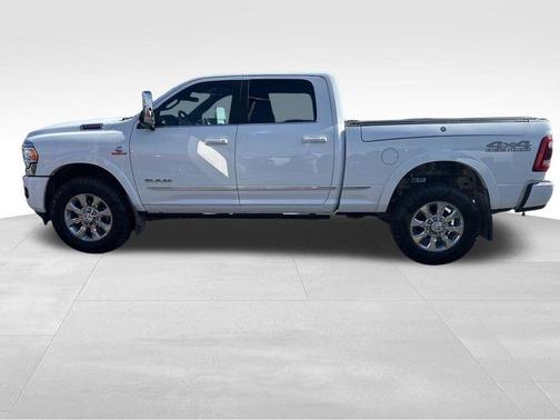 Bright White Clearcoat 2019 RAM 2500 Limited Crew Cab 4x4 6'4' Box