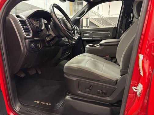 Flame Red Clearcoat 2023 RAM 2500 Big Horn Crew Cab 4x4 6'4' Box