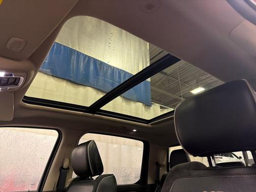 Delmonico Red Pearlcoat 2019 RAM 1500 Laramie