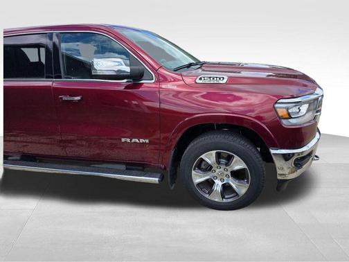 Delmonico Red Pearlcoat 2019 RAM 1500 Laramie