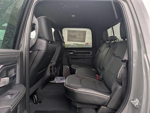 Ceramic Gray Clearcoat 2026 RAM 3500 Laramie Crew Cab 4x4 6'4' Box