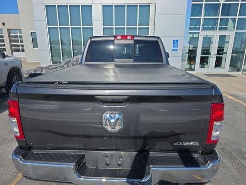 2020 RAM 2500 Tradesman Crew Cab 4X4 6'4' Box