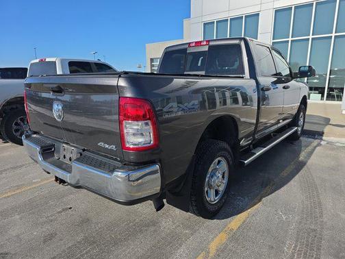 2020 RAM 2500 Tradesman Crew Cab 4X4 6'4' Box