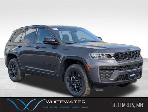 Baltic Gray Metallic Clearcoat 2026 Jeep Grand Cherokee Altitude