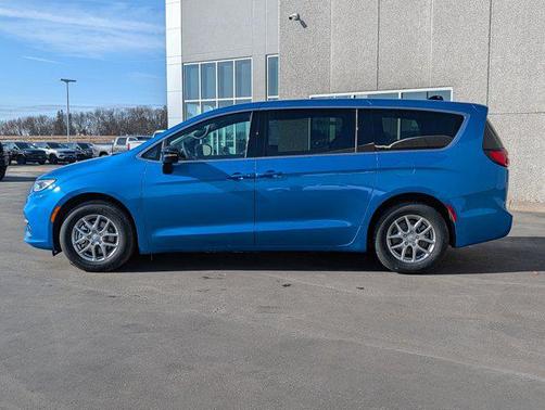 2026 Chrysler Pacifica L