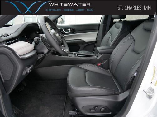 Bright White Clearcoat 2026 Jeep Compass Limited