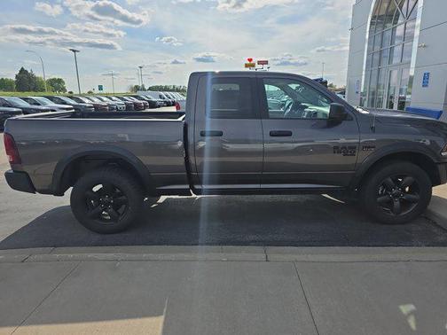 2020 RAM 1500 Classic Warlock Quad Cab 4x4 6'4' Box