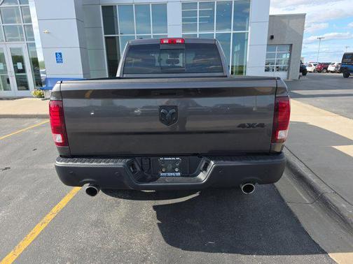 2020 RAM 1500 Classic Warlock Quad Cab 4x4 6'4' Box