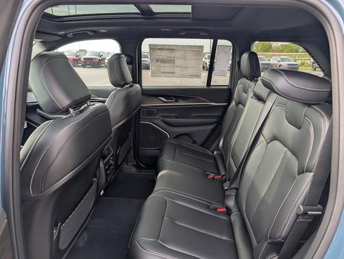 Steel Blue 2026 Jeep Grand Cherokee Limited