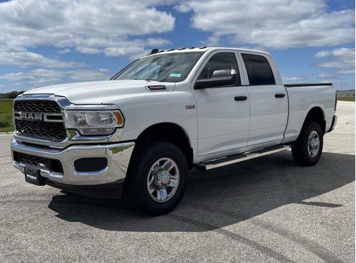 2021 RAM 2500 Tradesman Crew Cab 4x4 6'4' Box