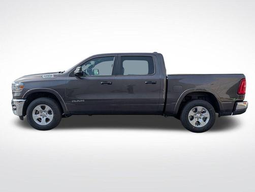 Granite Crystal Metallic Clearcoat 2026 RAM 1500 Big Horn/Lone Star