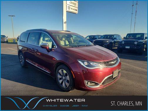 2017 Chrysler Pacifica Hybrid Platinum