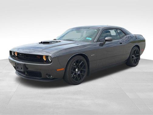 Granite Crystal Metallic Clearcoat 2015 Dodge Challenger R/T Plus