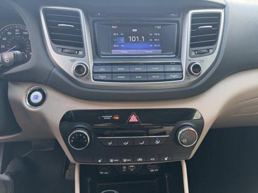 2017 Hyundai TUCSON Sport