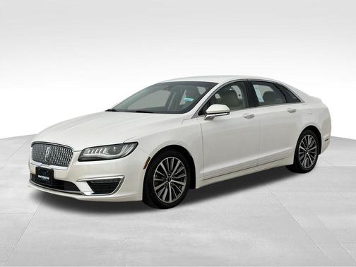 White Platinum Metallic Tri-Coat 2019 Lincoln MKZ Standard