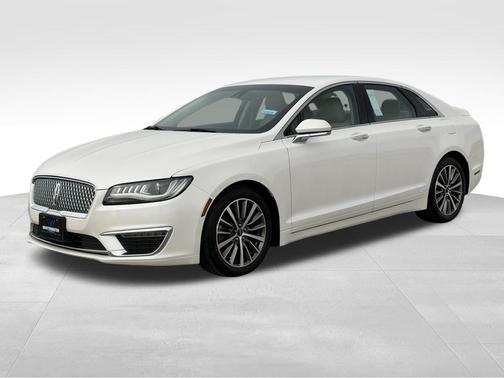 White Platinum Metallic Tri-Coat 2019 Lincoln MKZ Standard