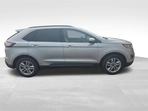 Ingot Silver Metallic 2018 Ford Edge SEL