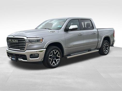 Billet Silver Metallic Clearcoat 2025 RAM 1500 Laramie