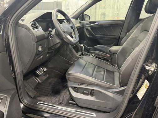2022 Volkswagen Tiguan 2.0T SEL R-Line 4MOTION