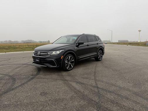 2022 Volkswagen Tiguan 2.0T SEL R-Line 4MOTION