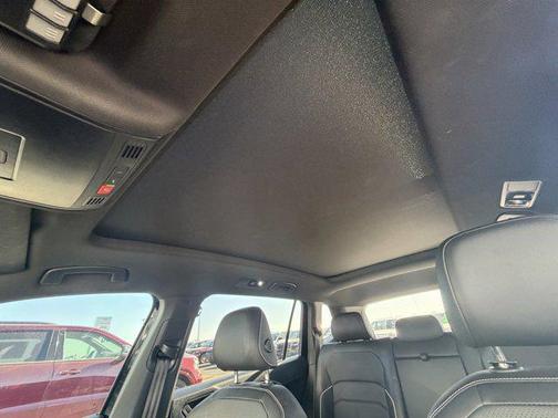 2022 Volkswagen Tiguan 2.0T SEL R-Line 4MOTION