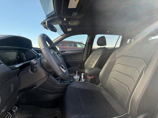 2022 Volkswagen Tiguan 2.0T SEL R-Line 4MOTION
