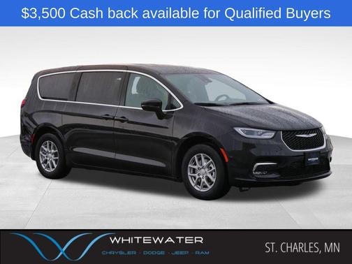 Diamond Black Crystal Pearlcoat 2026 Chrysler Pacifica L