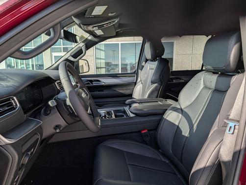 Velvet Red Pearlcoat 2026 Jeep Grand Wagoneer Limited Reserve 4x4