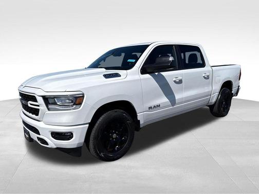 Bright White Clearcoat 2023 RAM 1500 Big Horn/Lone Star