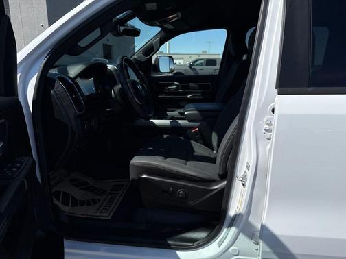 Bright White Clearcoat 2023 RAM 1500 Big Horn/Lone Star