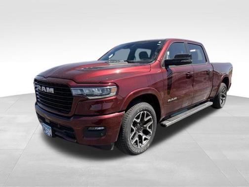 Delmonico Red Pearlcoat 2025 RAM 1500 Laramie